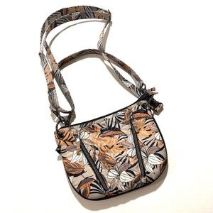 LUG  SWIVEL Convertible Crossbody Bag Lily‎ Gray Yellow Expandable Travel Floral